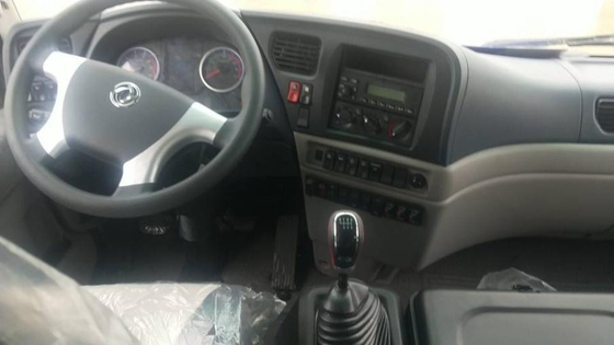 23 chỗ ngồi 4 bánh 4 bánh lái trên đường Xe quân sự Diesel 170 mã lực cho những con đường gồ ghề hoang dã