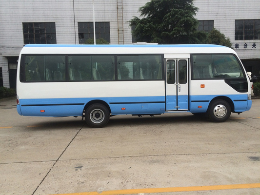 Xe buýt Diesel Coach Coaster 30 chỗ Van Bus 140hp Truyền động bằng tay Tủ lạnh