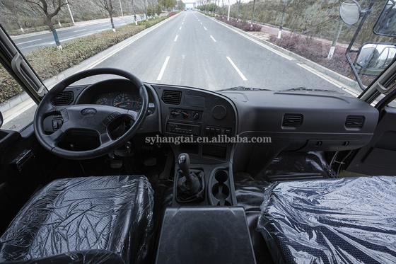 Xe địa hình 4WD Xe tải vận chuyển hàng hóa trên đường xấu Xe địa hình YUCHAI 190hp