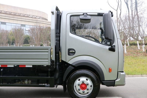 Xe tải hạng nhẹ động cơ DFAC 4,5 tấn 143HP Tấm cột 3300mm Chiều dài cơ sở