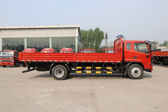 Dài 6800mm Xe tải chở hàng hạng nhẹ Hậu cần Cột Tấm 8MT Truyền động Phanh khí