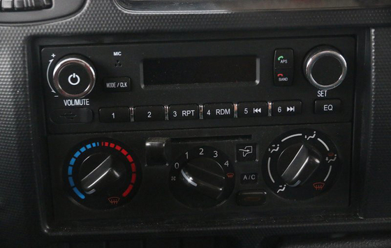 Xe tải chở hàng động cơ diesel Box Van GVW 5.5 - 7.5T Chiều rộng cabin 2030mm Động cơ YUCHAI