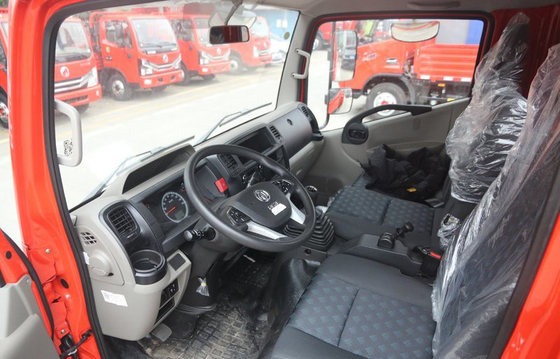 Xe tải chở hàng động cơ diesel Box Van GVW 5.5 - 7.5T Chiều rộng cabin 2030mm Động cơ YUCHAI