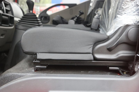 Xe tải chở hàng hạng nhẹ có thể tùy chỉnh GVW 7.5-18 Tấn Euro 2 ~ Euro 6 Xe tải chở hàng Van Xe tải