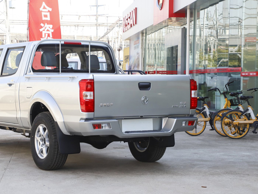 Giá thấp Xe bán tải tốc hành RWD Động cơ diesel 5MT Xe tải chở hàng hạng nhẹ