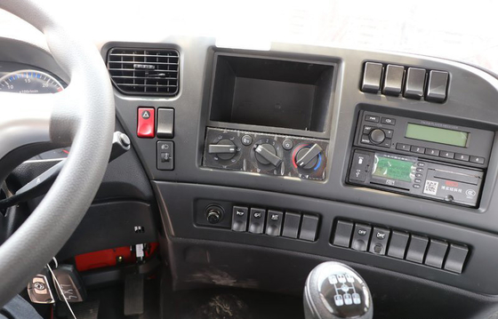 Xe đầu kéo 35 tấn Dongfeng 4x2 350HP Xe đầu kéo để vận chuyển cảng