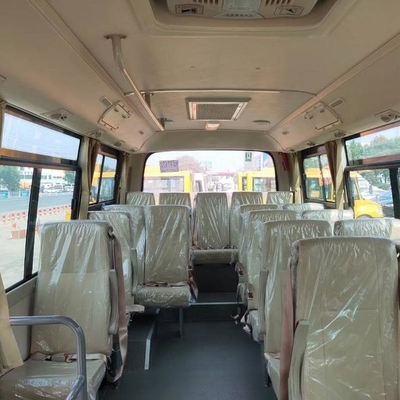 Xe buýt diesel du lịch 6,6M tùy chỉnh Xe buýt 10 - 25 chỗ Chiều dài cơ sở 3300mm