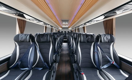 37 chỗ ngồi Luxury Coach Travel Diesel 270 HP Chiều cao bên trong 2m Hộp số 6MT