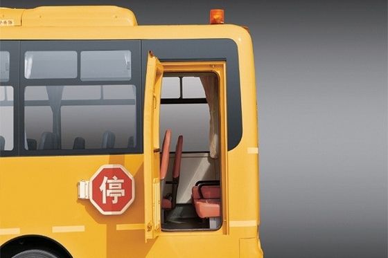 7.9m Xe đưa đón sinh viên 24 - 45 chỗ 140hp Động cơ diesel Xe buýt trường học màu vàng